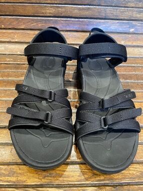 Teva Tirra Black Triple-Strap Outdoor Sandals